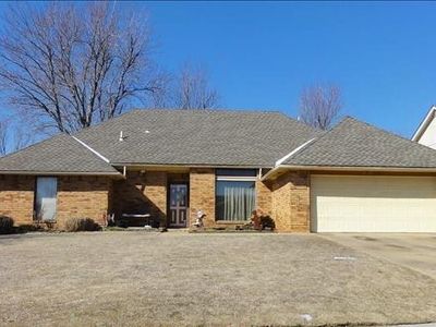 10329 Casa Linda, Oklahoma City, OK, 73139