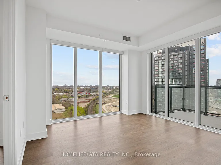 30 Inn On The Park Dr #2104 — Photo 18