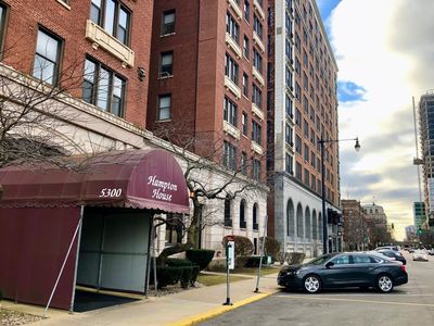 5300 S Shore Dr APT 62, Chicago, IL, 60615