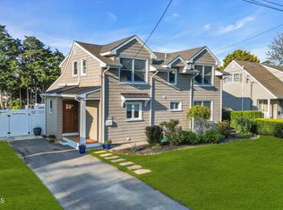 906 Homestead Rd, Wall Township, NJ 08750