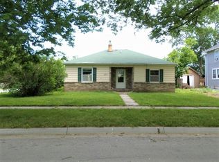 1200 S 30th St, Lincoln, NE 68510