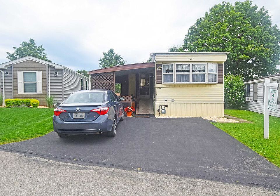 1st image of 164 Pembrooke Dr