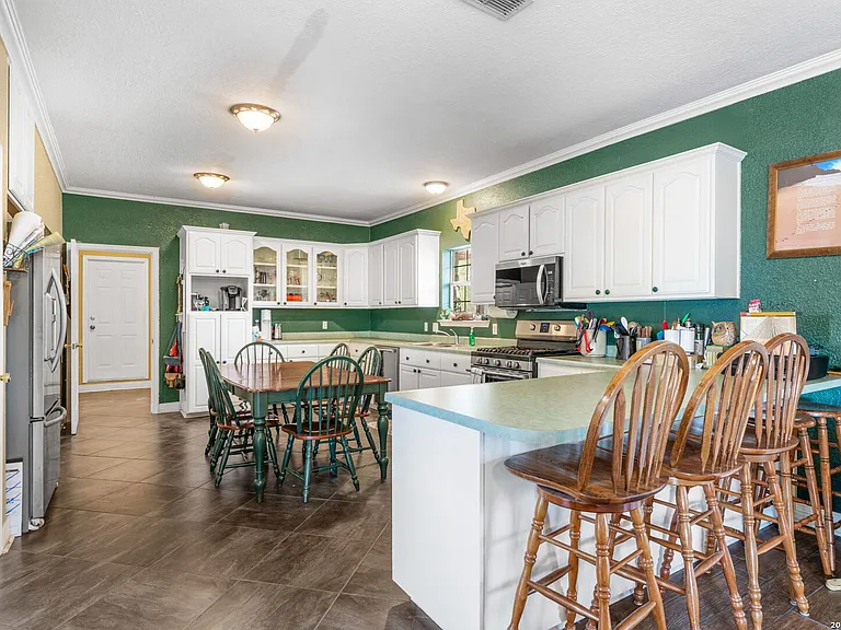 360 Private Road 4619 — Photo 8