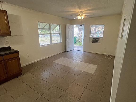 5th image of 358 Palm Ave #1