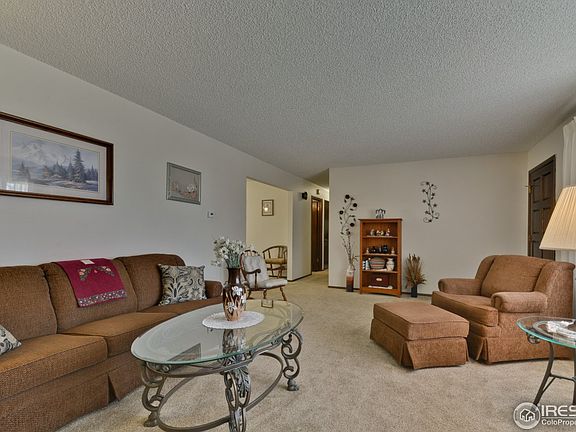 4th image of 1810 Empire Ave