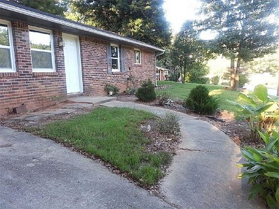 4th image of 5755 Hammond Dr