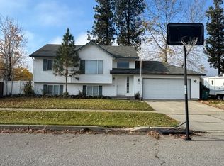 7345 N Winter View Dr, Coeur D Alene, ID 83815