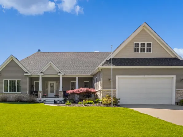 4960 Pheasant Way, Stevensville, MI 49127