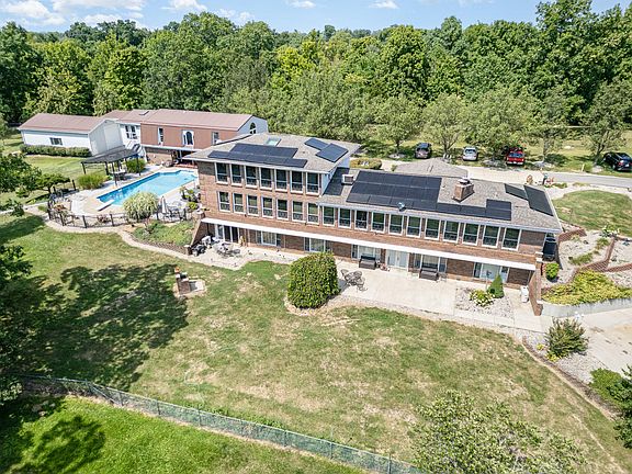 5th image of 741 Rickey Ln