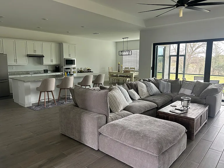 10782 Timber Creek Dr — Photo 4