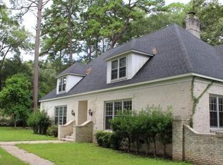 3385 Bevia Rd, Marianna, FL 32446