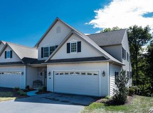 32 Stonecrest Trl, Elizabethtown, PA 17022