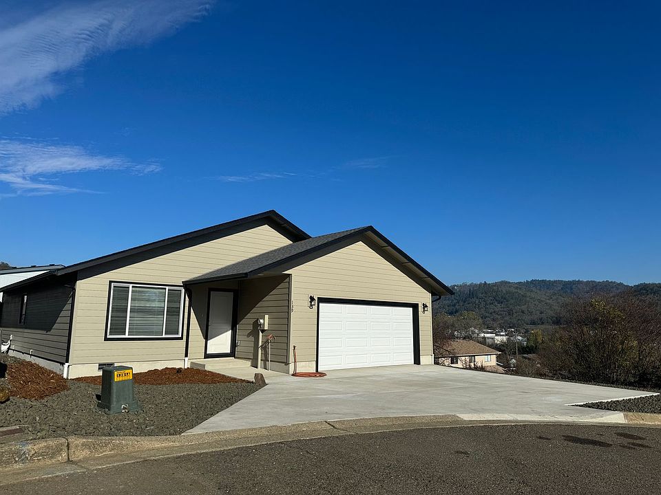 1st image of 139 NW Makah Ct