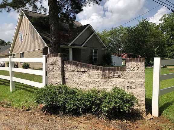 4th image of 792 Gardenview Dr