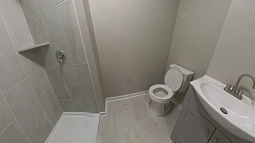 4770 Railroad Ave #2 Photo 1