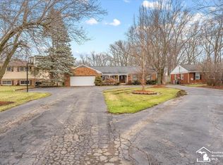 2950 S Custer Rd, Monroe, MI 48161