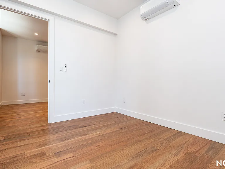 430 Sackett St #B2 — Photo 11