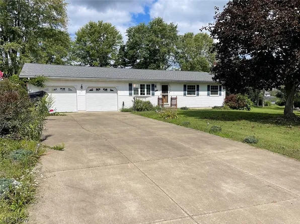 4031 Thompson St NW, Carrollton, OH 44615