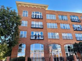 200 S Dawson St APT 309, Raleigh, NC 27601