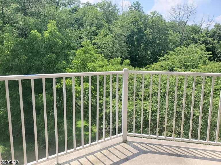 133 Rachel Ct — Photo 12