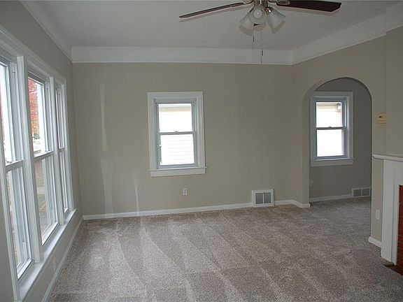 3rd image of 29 Henry St
