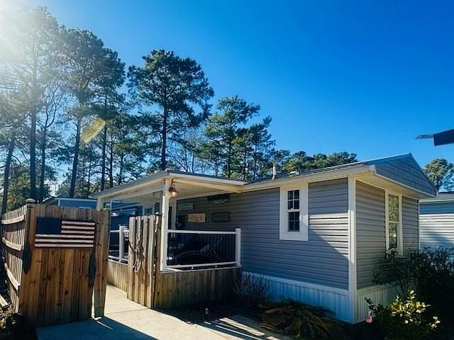 1st image of 77 Offshore Dr.