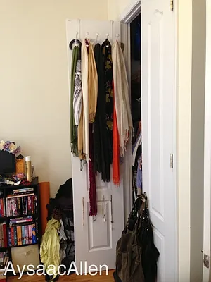 Rented by Aysaac Allen LLC | media 37