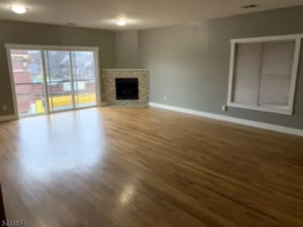 54-56 Oriental St, Newark City, NJ 07104