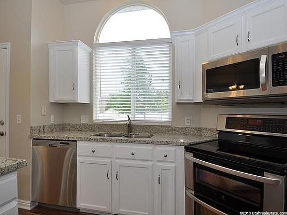 5th image of 10187 S Carlington Ct