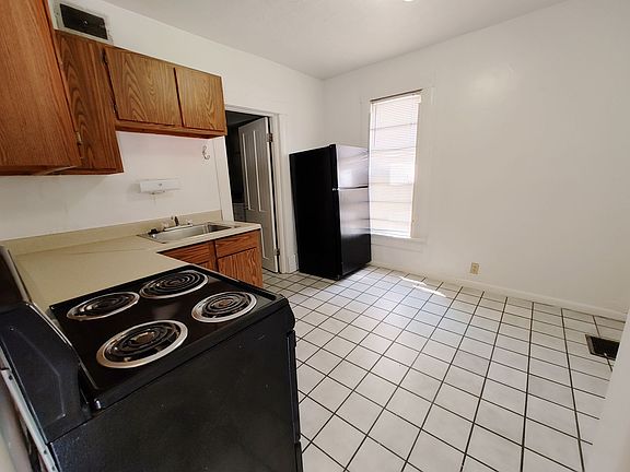 4th image of 133 W 10th Ave #0