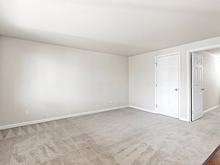 Bayshore Vista Apartments — Photo 11