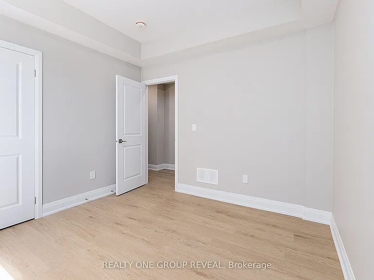 223 Grenfell St #1 — Photo 10
