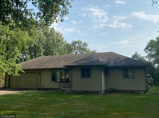 16181 Westgate Trl, Eden Prairie, MN 55344