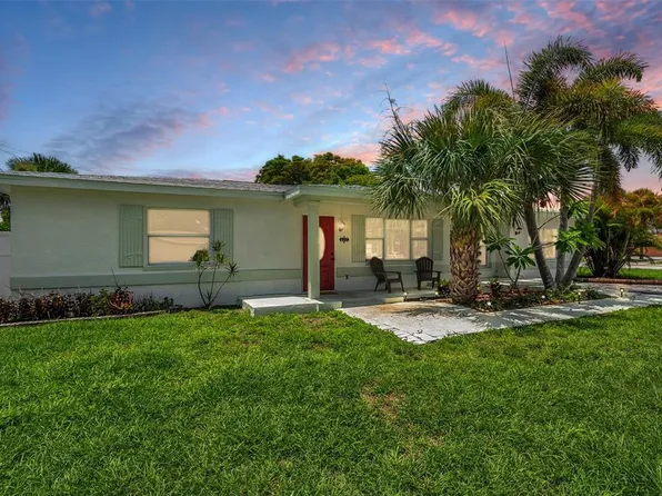 6198 49th Ave N, Kenneth City, FL 33709