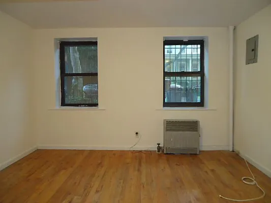 Rented by Hakeem Shahid, LREB | media 12