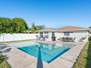 553 110th Ave N, Naples, FL 34108