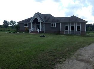 6817 Lange Rd, Fowlerville, MI 48836