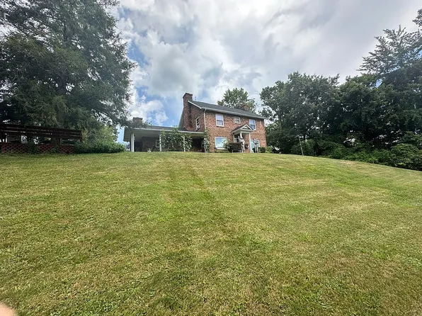 70 Jordan Rd, Grayson, KY 41143
