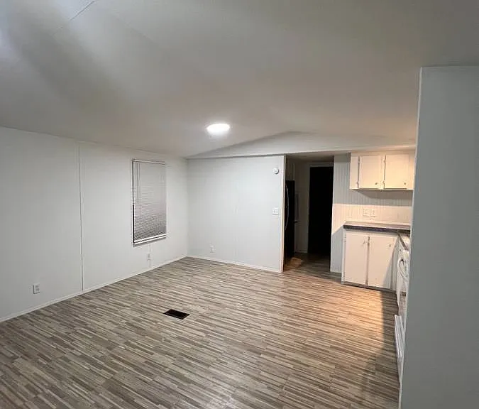 1225 Osteen St #19 — Photo 6