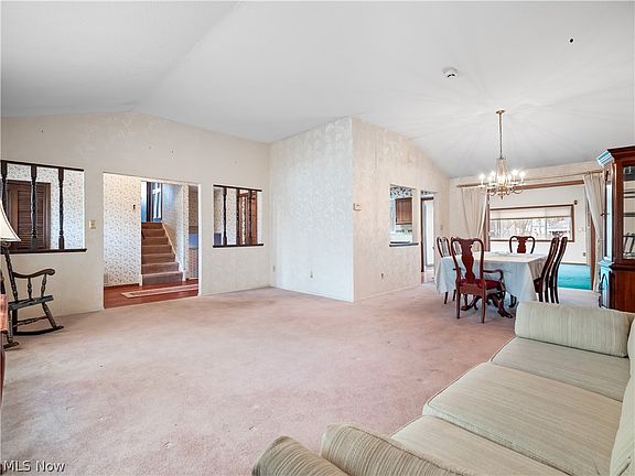 5th image of 5482 Dorothy Dr