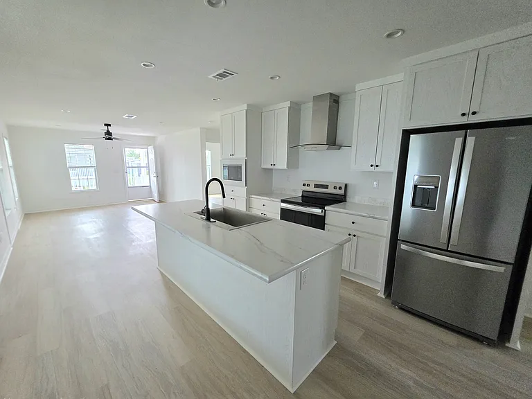 Bahia Vista Estates — Photo 92