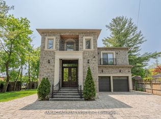 1138 Garden Rd, Mississauga, ON L5H3J6