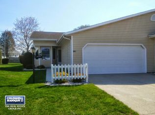 2015 Sharon Ln, Manitowoc, WI 54220