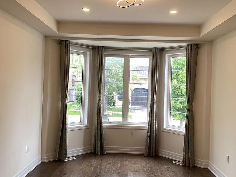 429 Ginger Gate — Photo 3