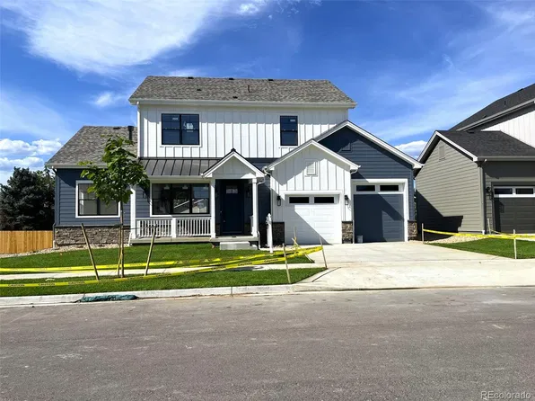 855 Peakview Place, Longmont, CO 80503