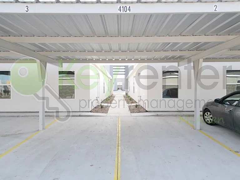 4104 Walnut Ave #4 — Photo 28
