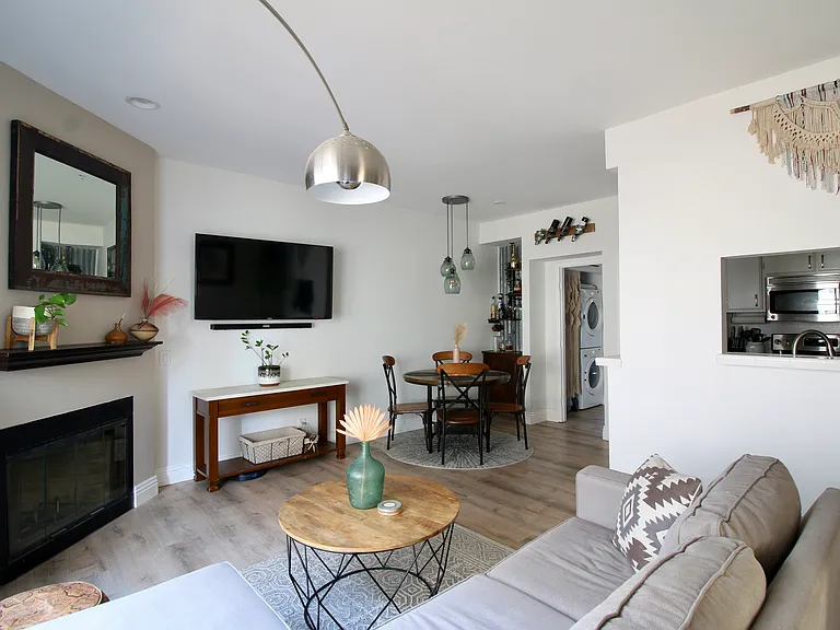 4475 Campus Ave #1 — Photo 4