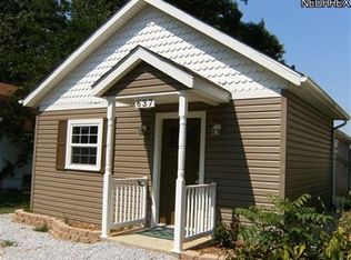 637 Fruit Dr, Akron, OH