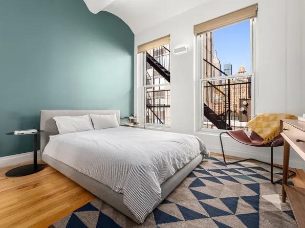 11 East 22nd Street image 8 of 8