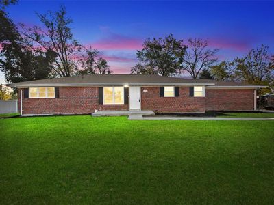 7415 Veterans Memorial Pkwy, Saint Peters, MO, 63376